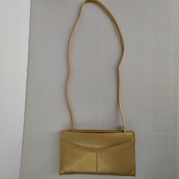 Vintage Bueno Champagne Gold Clutch Bag Price Firm - Picture 3 of 15